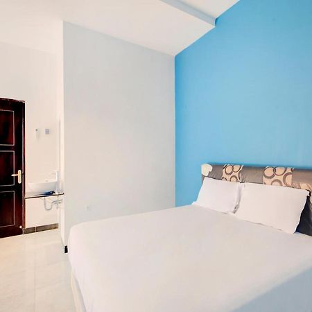 Oyo Life 3987 Kost Aditya Sorabaya Extérieur photo