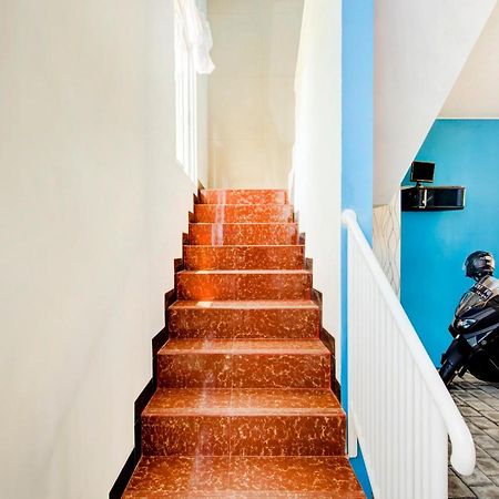 Oyo Life 3987 Kost Aditya Sorabaya Extérieur photo